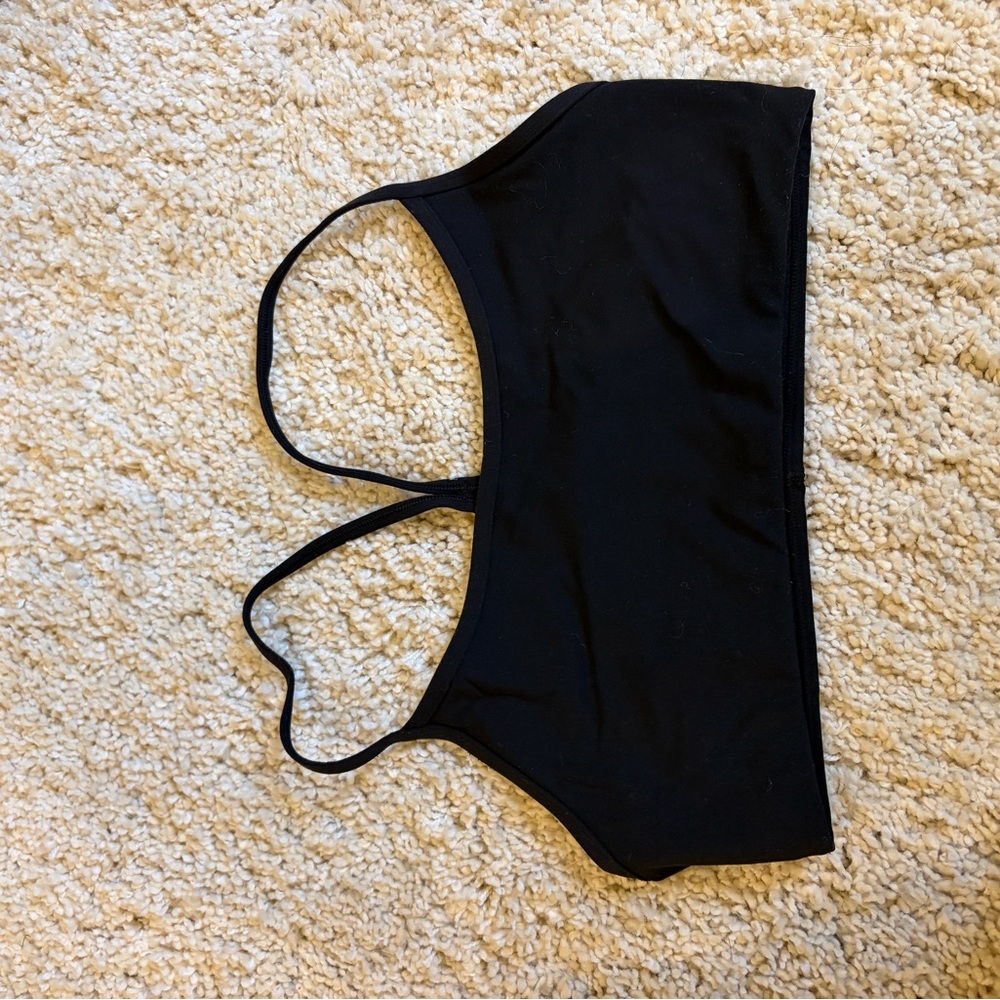 Vuori Black Strappy Sports Bralette